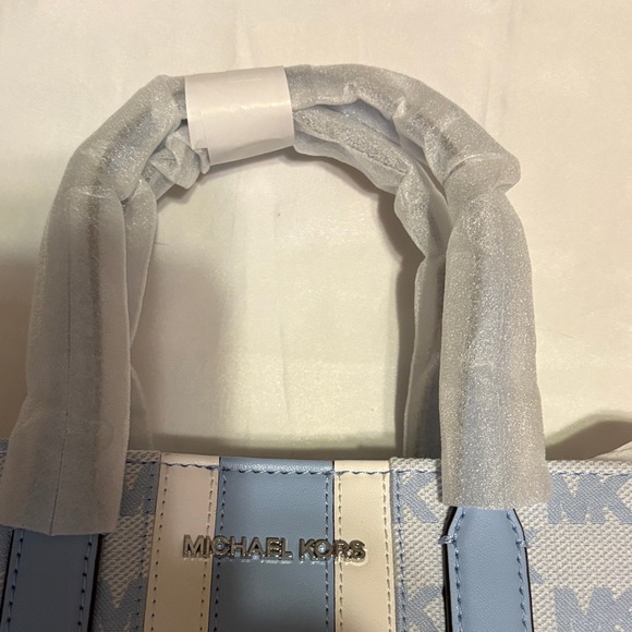 Michael Kors Light Blue and Cream Tote with Cardholder - Picture 2 of 7